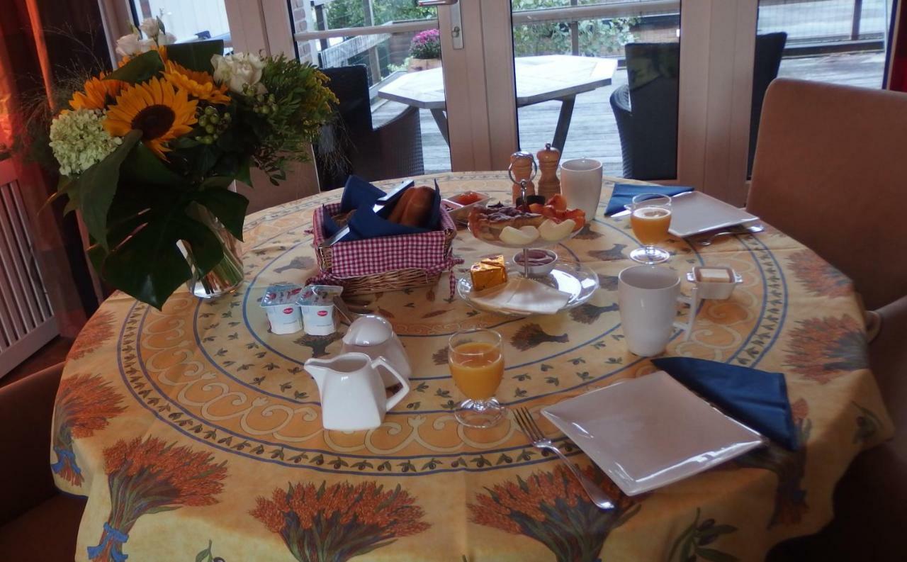 Bed and Breakfast De Notenbalk Aan Zee Флиссинген Экстерьер фото
